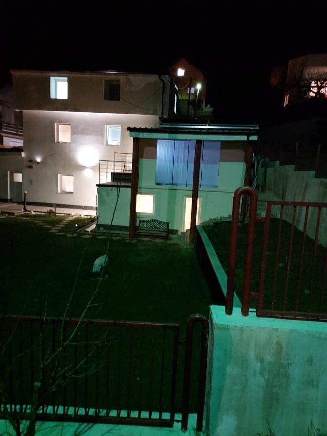 Panda Rooms Maribor Buitenkant foto