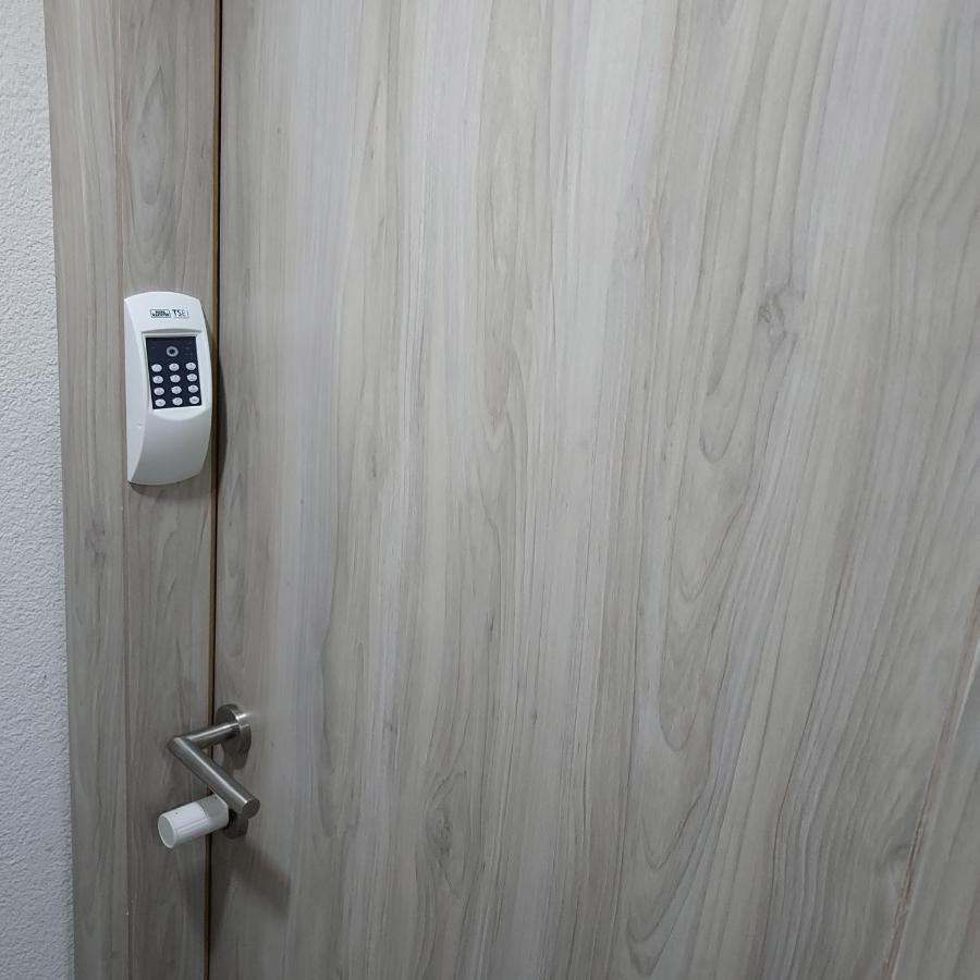 Panda Rooms Maribor Buitenkant foto