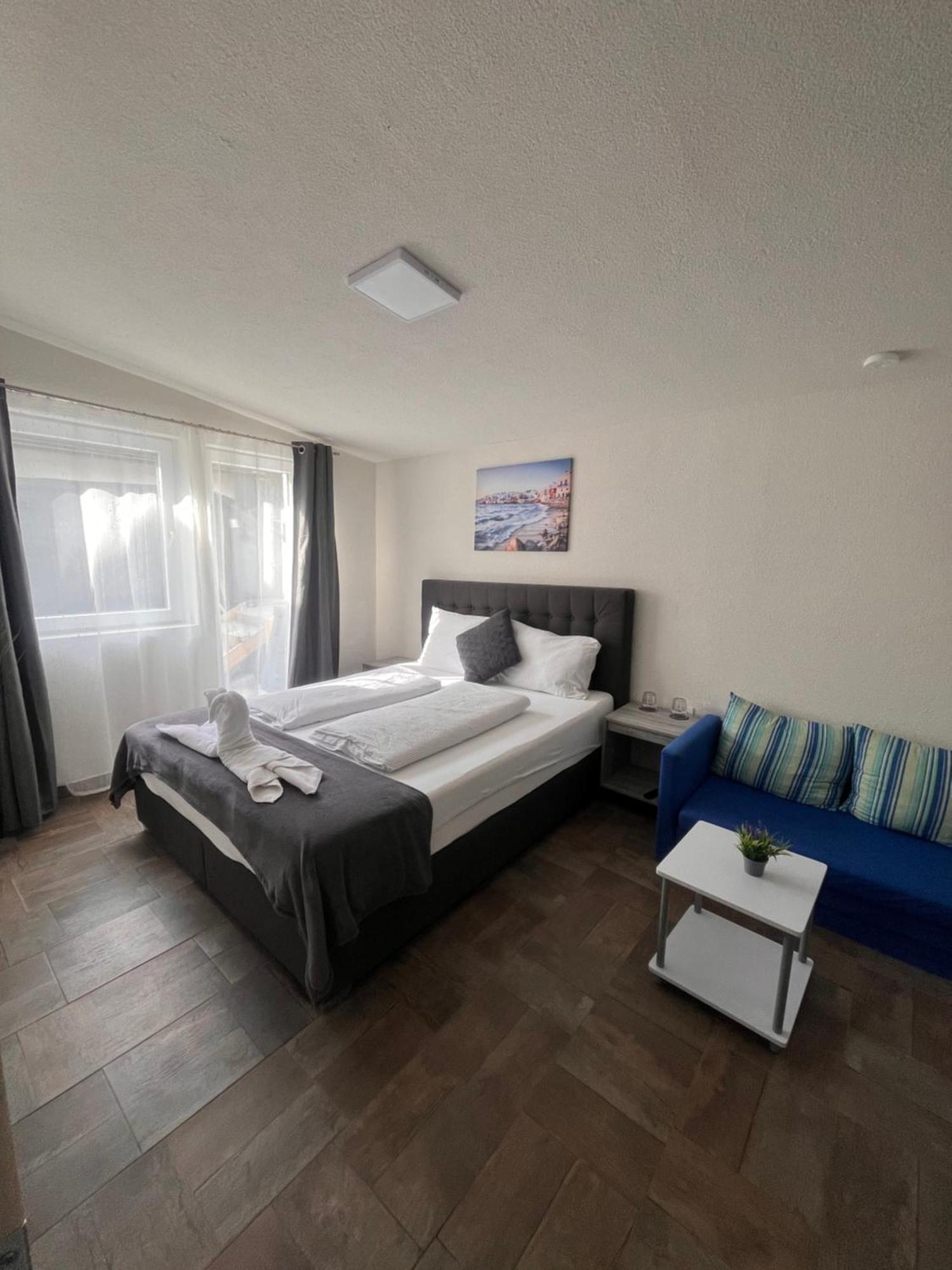 Panda Rooms Maribor Buitenkant foto